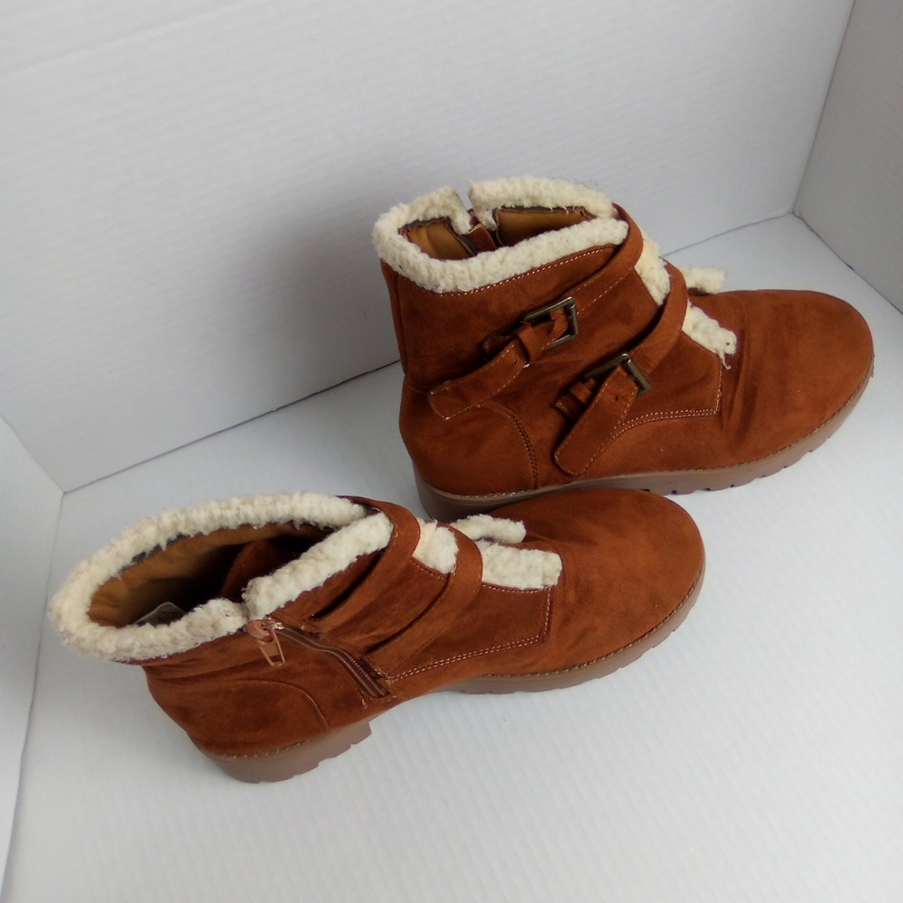 CATHERINE MALANDRINO BOOTS Women's Tan Shearling-Lined Boots SIZE 7.5 - Picture 5 of 8